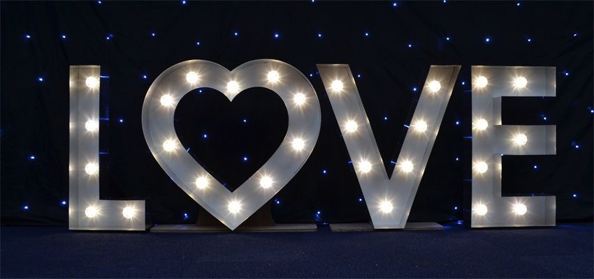 love letters ith a heart instead of the light up O letter